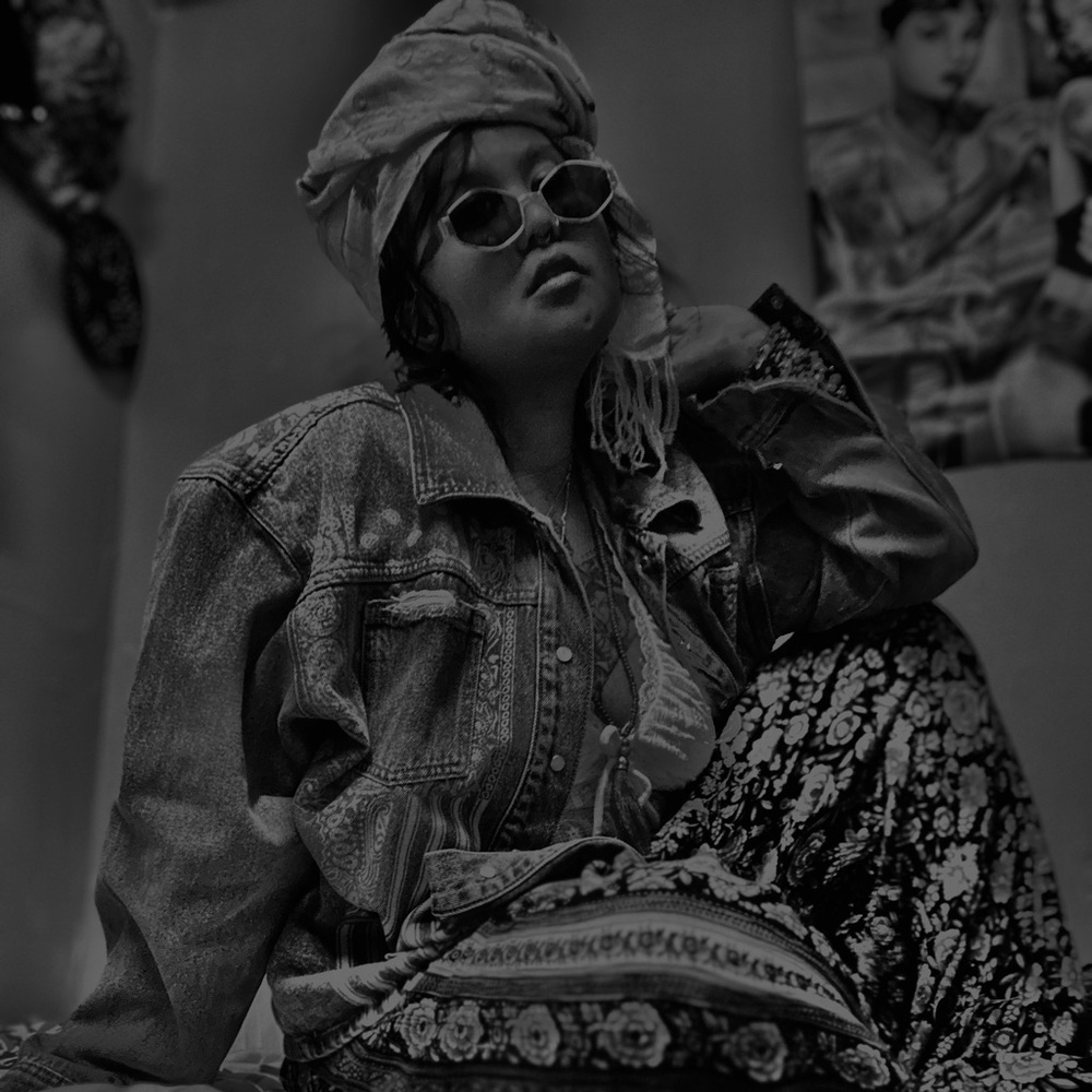 JESS KAMALANI - Picture 3 of 8